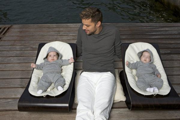 Ricky Martin & his twins‏