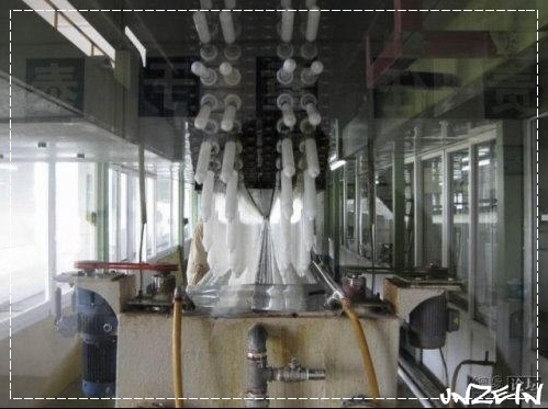 โรงงานผลิตถุงยางที่จีน