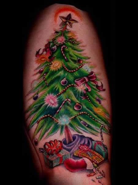 รูปภาพ Christmas Tattoo ลายสักสวย เก๋ไก๋เข้ากับช่วงคริสต์มาสสุดๆ 