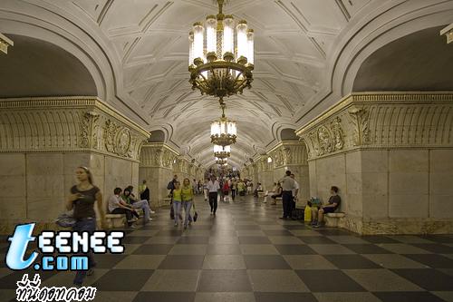 สถานีรถไฟใต้ดิน ที่กรุงมอสโคว์ รัสเซีย สวยมากๆ