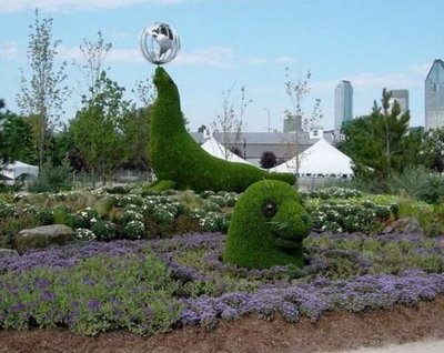 Awesome Green Sculptures