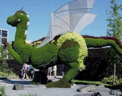 Awesome Green Sculptures