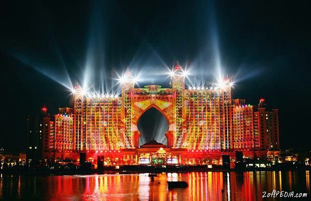 Biggest Fireworks in the History (Atlantis Hotel - Dubai)