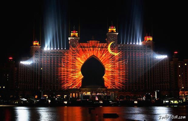 Biggest Fireworks in the History (Atlantis Hotel - Dubai)