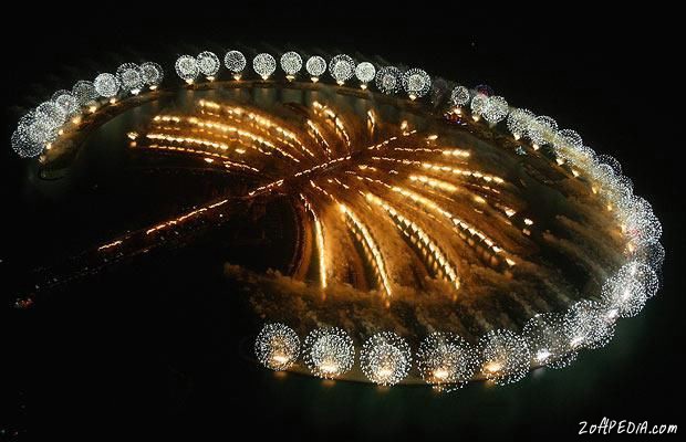 Biggest Fireworks in the History (Atlantis Hotel - Dubai)