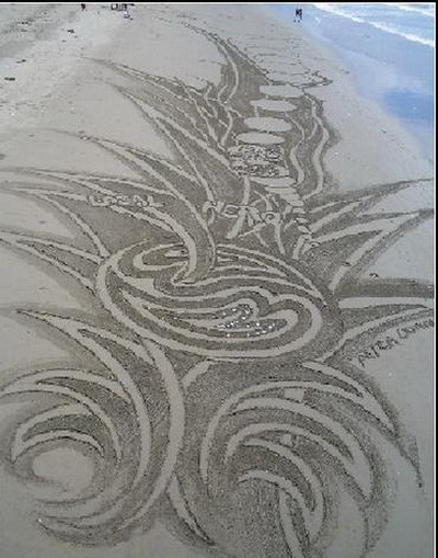 สุดยอด..ศิลปะบนพื้นทราย