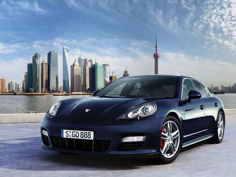 Porshe Panamera...!!!