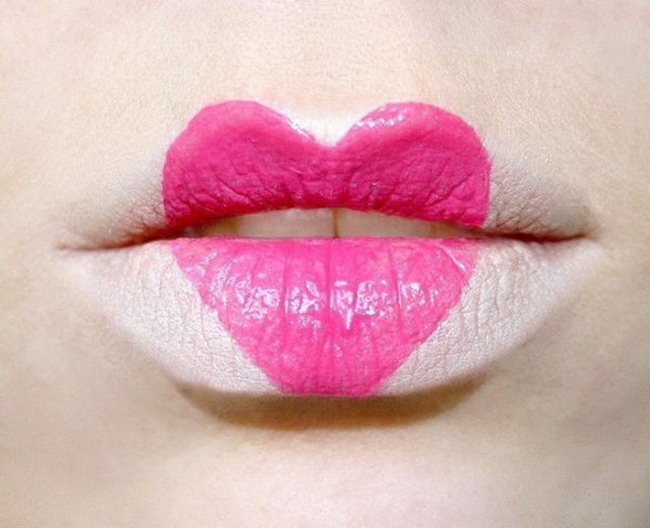 Beautiful lips make-up (2)  