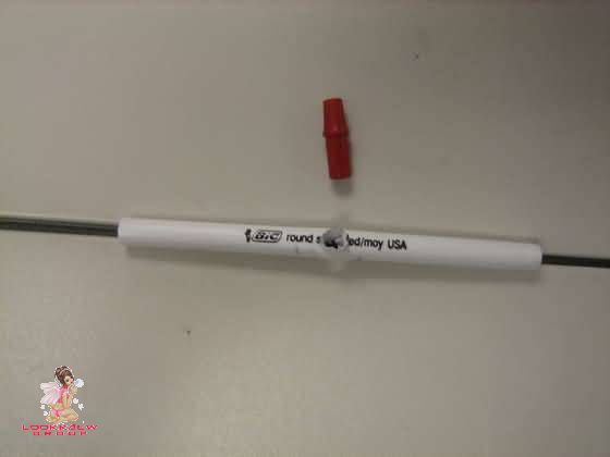 ธนูปากกา ของเล่นแก้เซ็งในห้องเรียน