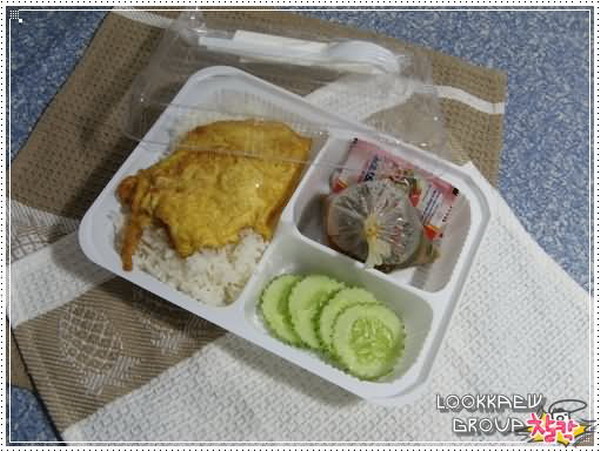 ข้าวกล่องไทย vs ข้าวกล่องญี่ปุ่น