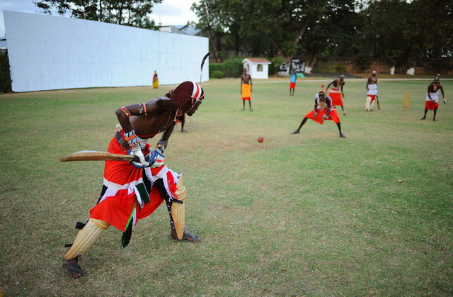 กีฬาคริกเก็ต ในแบบฉบับของ ชนเผ่ามาไซ 