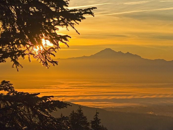Fraser Valley Sunrise Mount Baker British Columbia, Canada