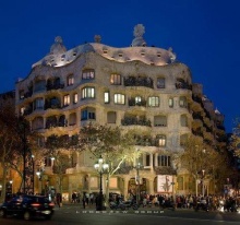 ตึก Casa Mila สุดอลังการ (2) 