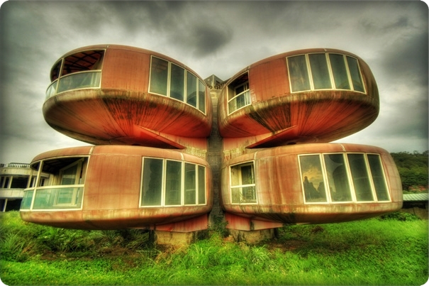 ♥Strange Buildings of the World (Part I)♥