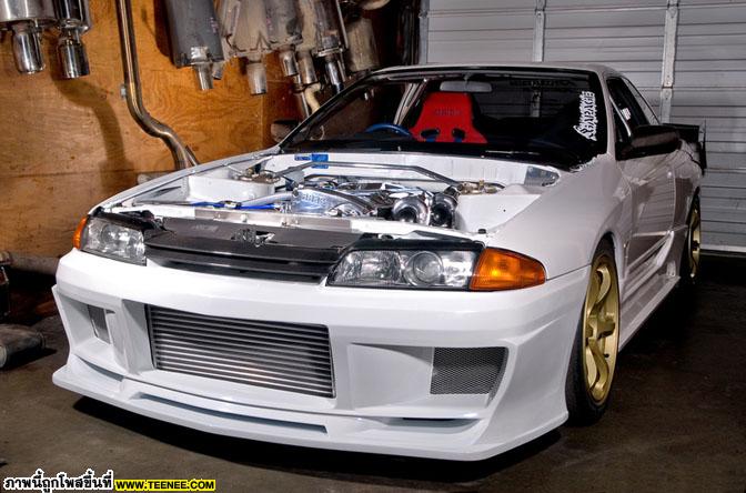 มีคนชอบ SKYLINE R32 มั่งมั้ยครับ