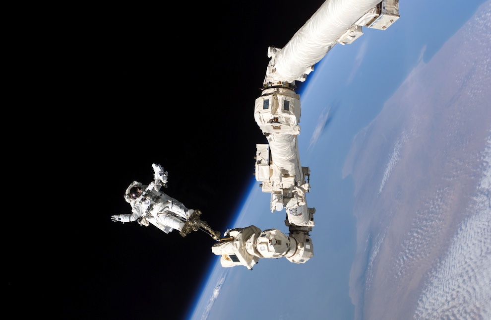 ● ภาพถ่ายจากอวกาศ Spacewalks NASA ●