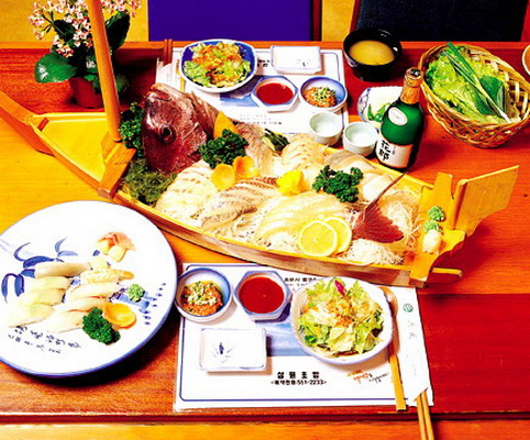 อาหารญี่ปุ่น__เชิญทางนี้!!!
