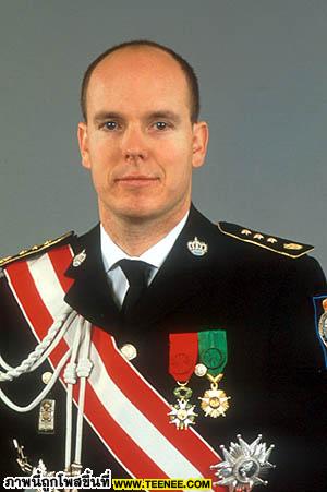 ลำดับที่ 9. Princes Albert II of Monaco เจ้าชายอัลเบิร์ตที่ 2 แห่งโมนาโกพระองค์มีพระราชทรัพย์ประมาณ 1.4 พันล้านเหรียญฯ ประกอบไปด้วยอสังหาริมทรัพย์ และหุ้นส่วนกิจการคาสิโนในโมนาโก