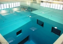 มาดูสระว่ายน้ำที่ลึกที่สุดในโลก 34.5เมตร