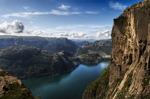 ผาสูงสุดเสียว Pulpit Rock ประเทศนอร์เวย์ 