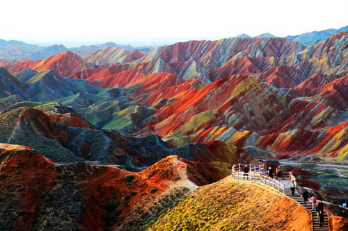 1. Zhangye Danxia landform in Gansu, China ภูเขาสีรุ้ง หรือ ภูเขาหลากสีในเขตมณฑลกันซู่ ประเทศจีน