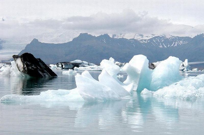 น้ำพุร้อน น้ำแข็งขั้วโลก และแสงเหนือ ที่ Iceland