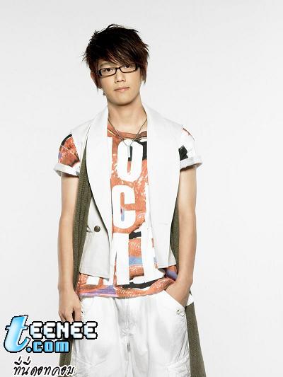 จองเบ k-otic สไตล์เกาหลี  น่าตาหล่อ