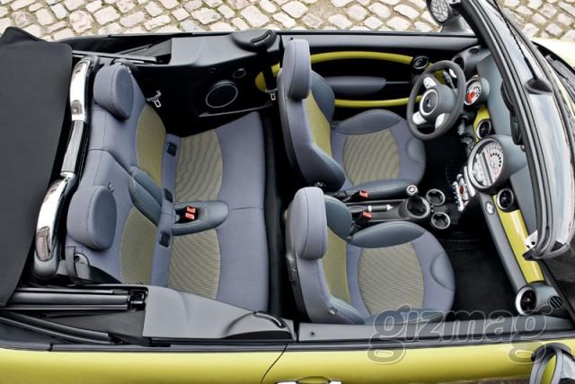 New MINI Convertible due in March 2009