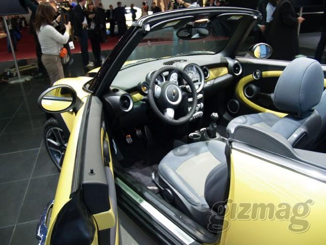 New MINI Convertible due in March 2009