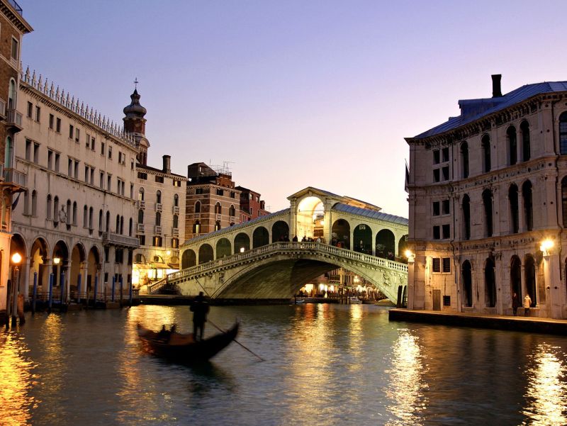 Rialto Bridge Grand Canal Venice 