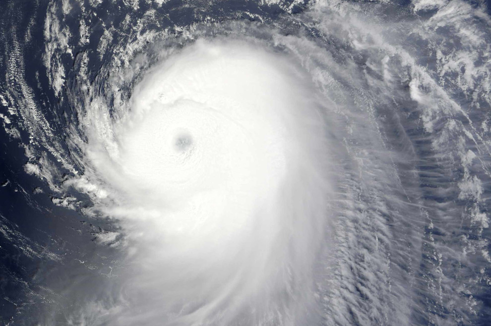 ● ภาพพายุเฮอริเคนมุมสูงจากดาวเทียมนาซ่า ●
