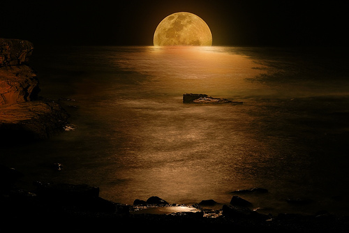 Spectacular Moon Photos
