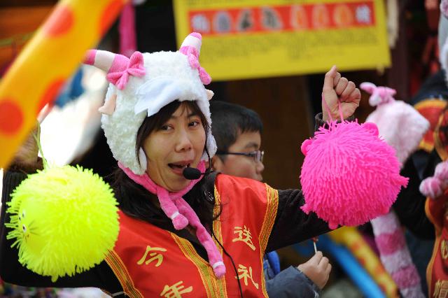 เฉลิมฉลอง \"เทศกาลตรุษจีน\" ในวันวาเลนไทน์ยิ่งใหญ่ทั่วโลก... (1)