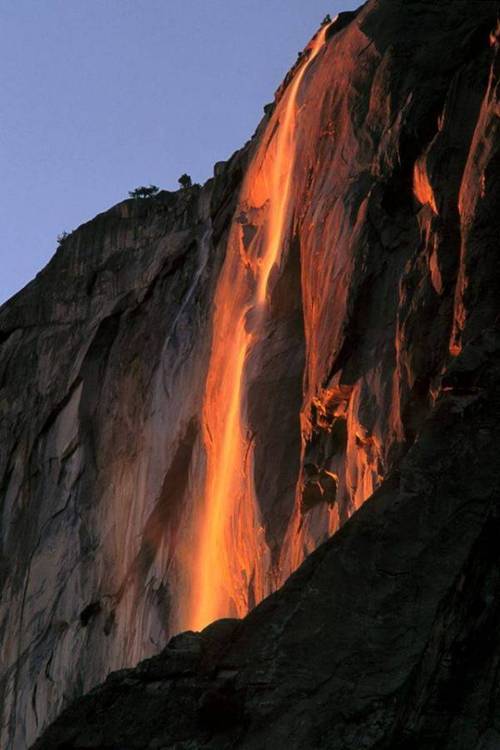 Yosemite - Fire Waterfall