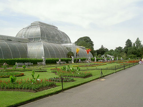Royal botanical gardens in London
