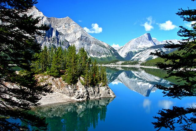 Kananaskis Lake Alberta