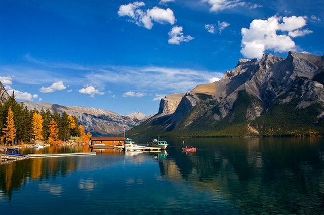 Minnewanka Lake Banff National Park
