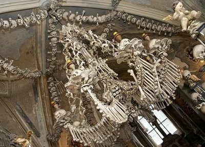 The Skeleton Church โบสถ์โครงกระดูก (1)