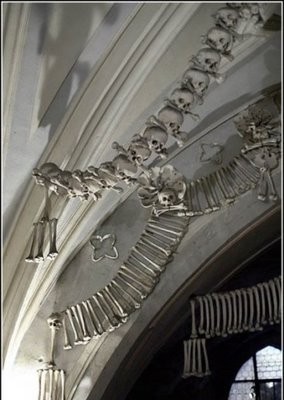 The Skeleton Church โบสถ์โครงกระดูก 