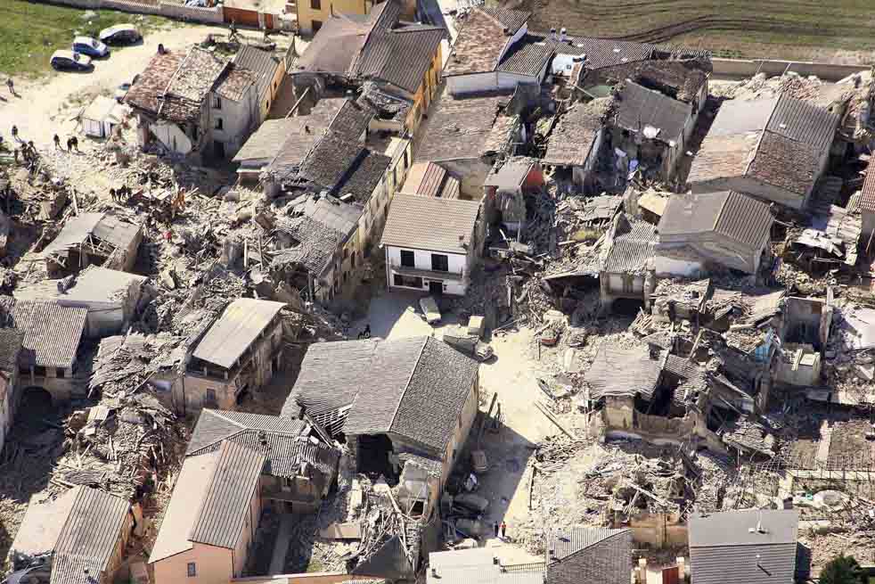 แผ่นดินไหวที่อิตาลี Apr 6, 09