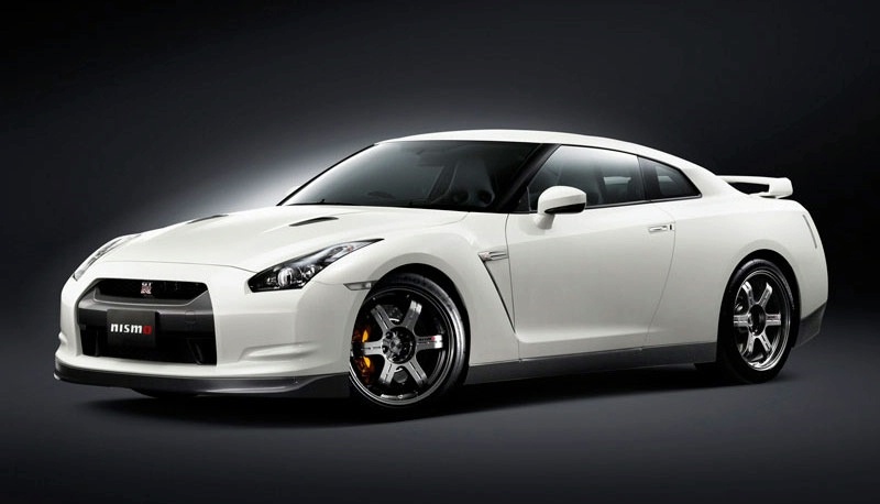 Nismo Launches Club Sport Package for new Nissan GT-R