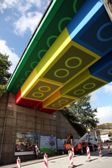 เพ้นท์สะพานเป็นตัวต่อเลโก้ ที่เยอรมัน
