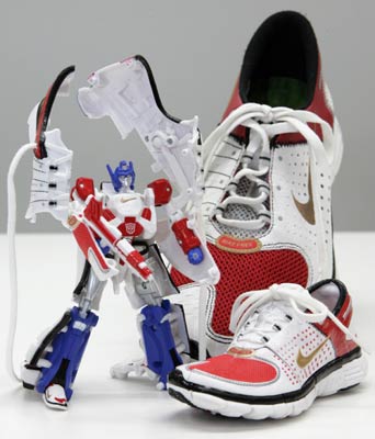 "Convoy" transformed fron "Nike"