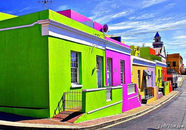 World of Colorful Houses (1)
