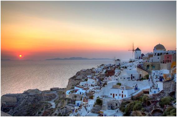 อันดับที่ 9 Santorini, Greece 