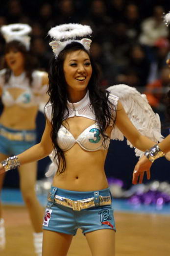  Cheerleader ทีจีน \"เซ็กซี่\"ใช่เล่น!!