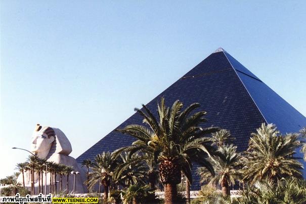 Luxor Hotel & Casino ( Las Vegas , United States )
