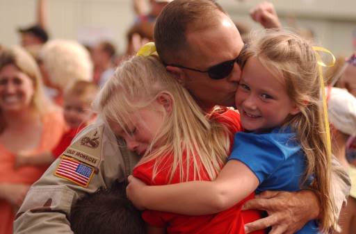 Soldier homecoming surprise