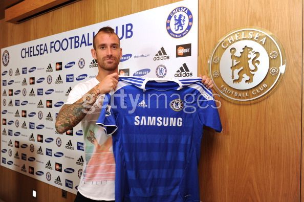 ประมวลภาพ Raul Meireles