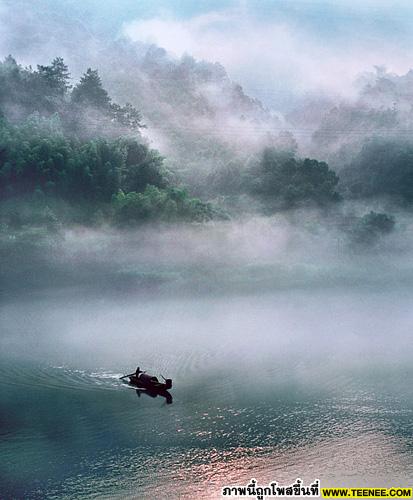 Beautiful Dongjiang in Hunan